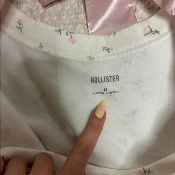 Hollister Oversized Back Bow floral Sweatshirt coquette cottage core M - Picture 6 of 6